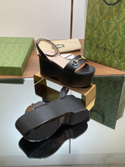 Gucci Horsebit Flatform Sandal