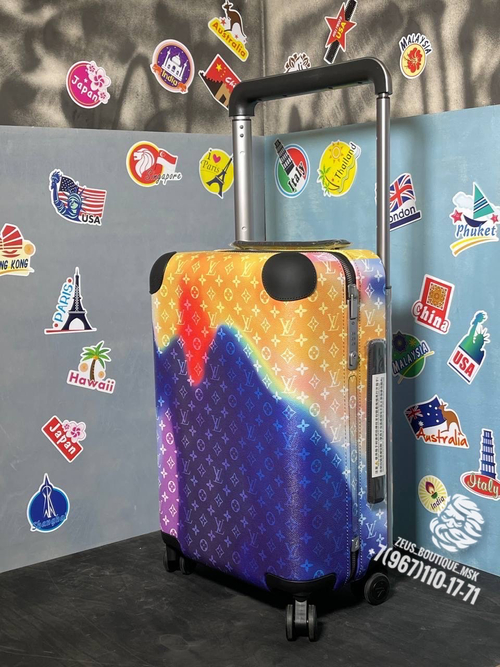 Дорожный чемодан Louis Vuitton Horizon 50