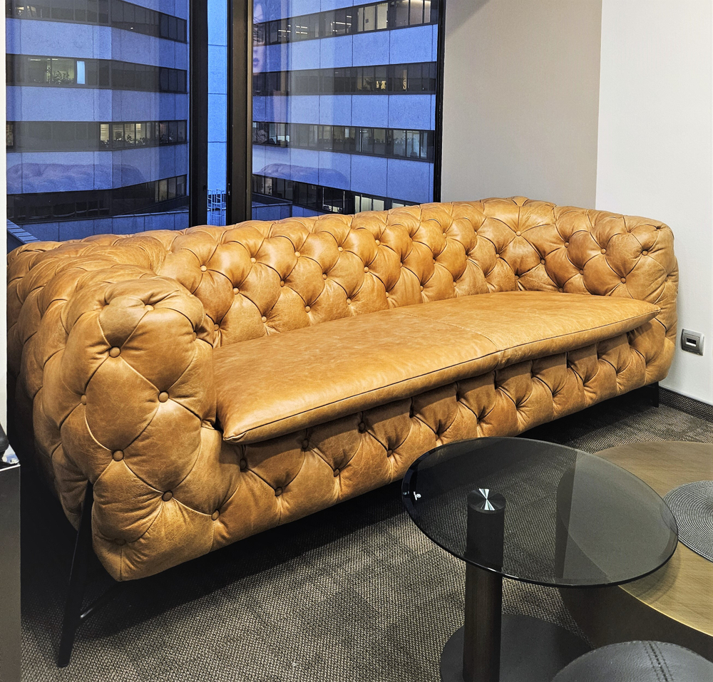 Диван Chesterfield Baroque Vintage Leather 3 Seater