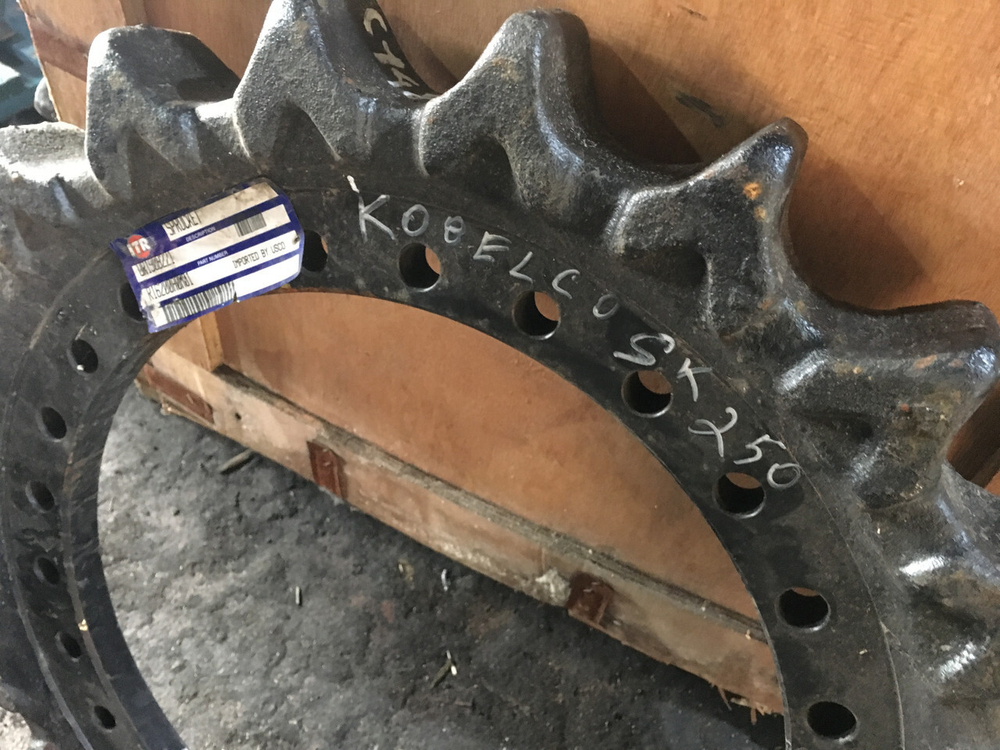 Звездочка UR190B221 Kobelco SK250 ITR (Италия)