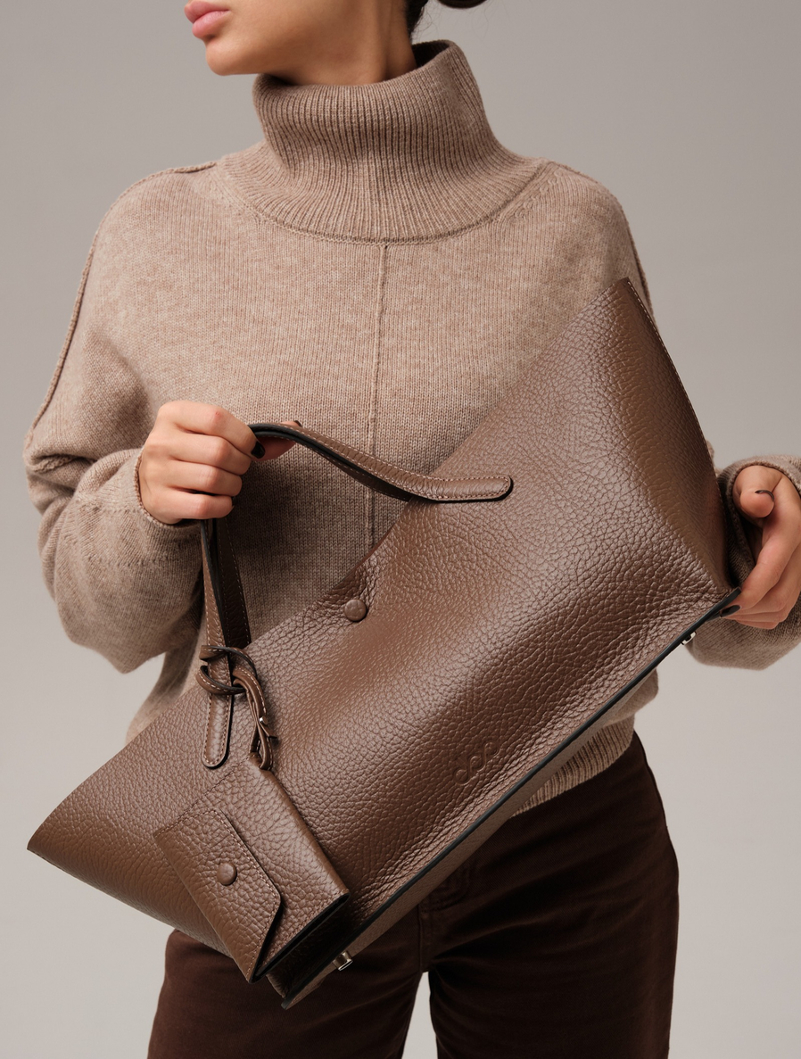 Женская кожаная сумка DBR 31136 коричневый какао