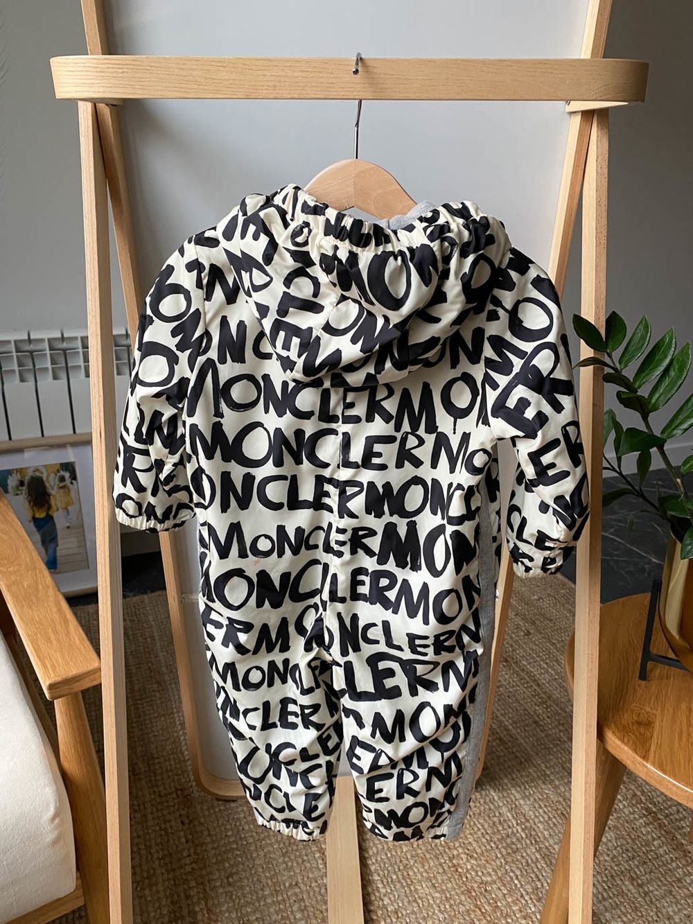 Комбинезон Moncler, 80