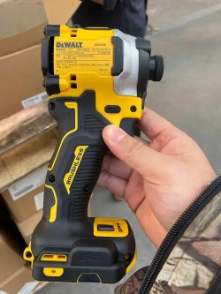 DEWALT 20V DCF850 Ударный шуруповерт Аккумуляторная электрическая дрель 205NM Бесщеточный двигатель Аккумуляторная дрель-шуруповерт Без инструментов