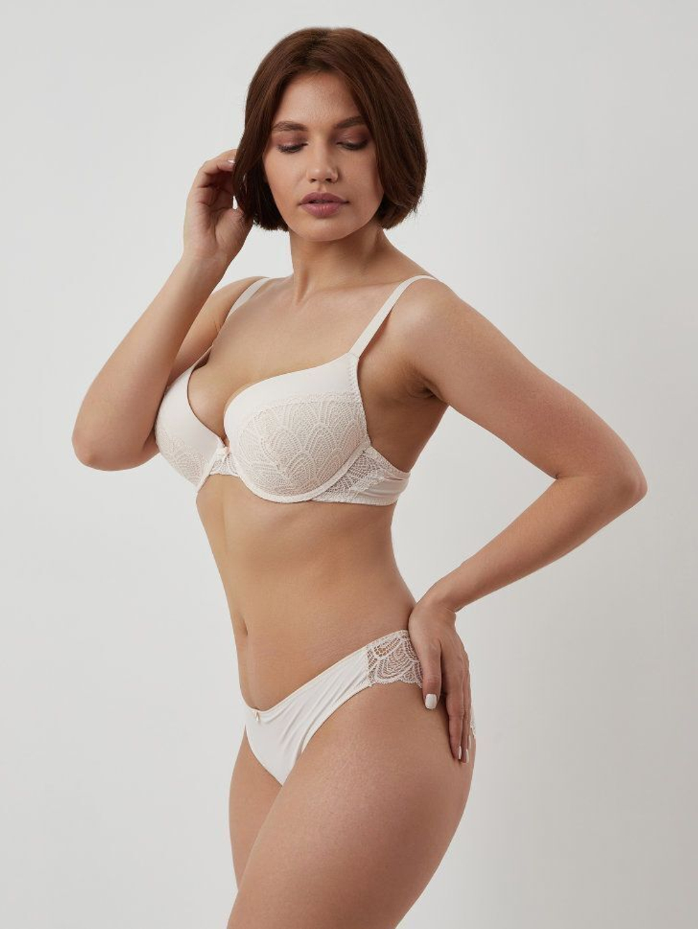 Шелковистые трусы-бразилиана Grace (Размер: S) (Цвет: пудровый)