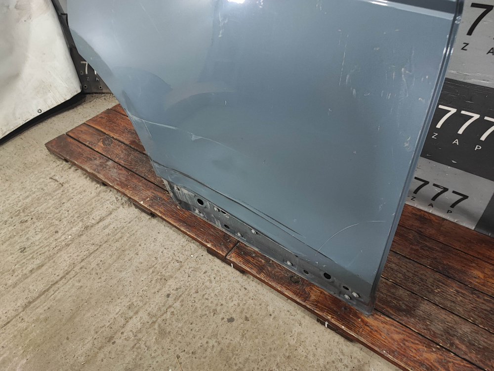 Дверь задняя правая Range Rover Evoque 2 18-нв Б/У Оригинал LR138383