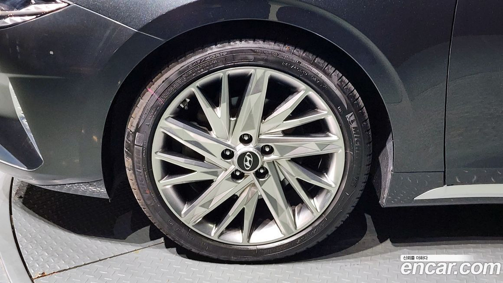 Hyundai The New Grandeur (Azera) IG 2.5 (04.2020)