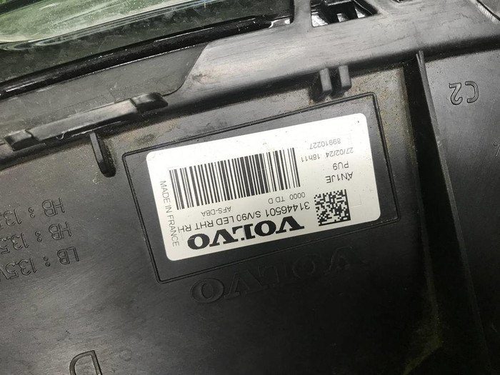 Фара правая Volvo V90 2 (2016-2020) Full LED