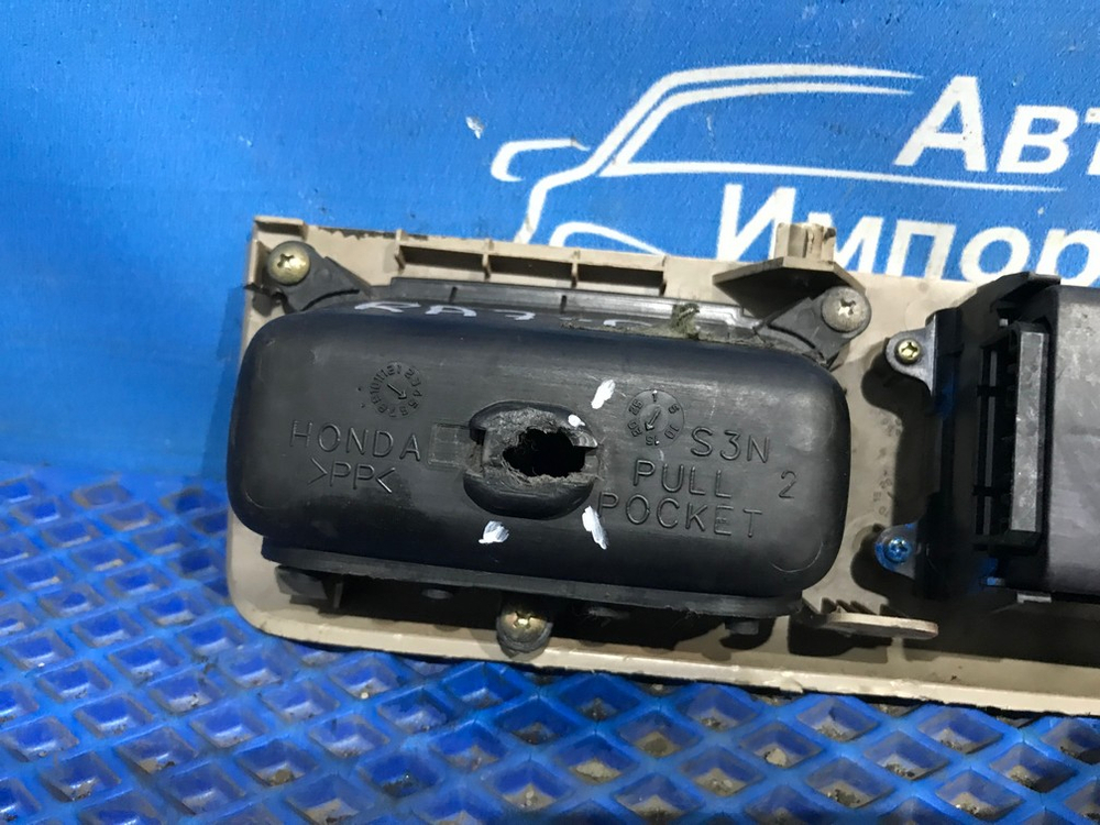 Блок управления стеклоподъемниками Honda ODYSSEY 2000