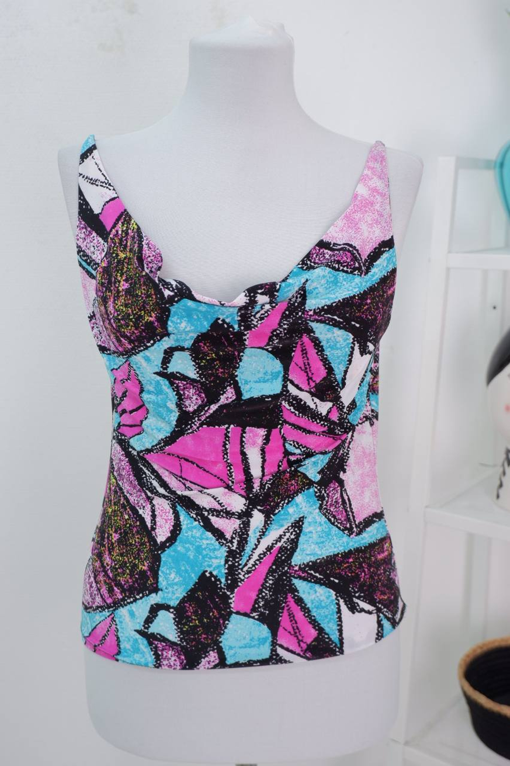 Майка летняя яркая 40-42 размер