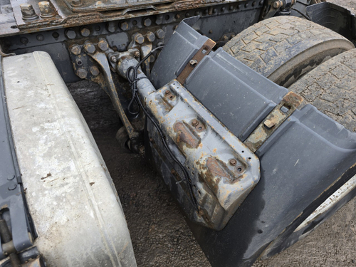 Кронштейн крыла заднего левый