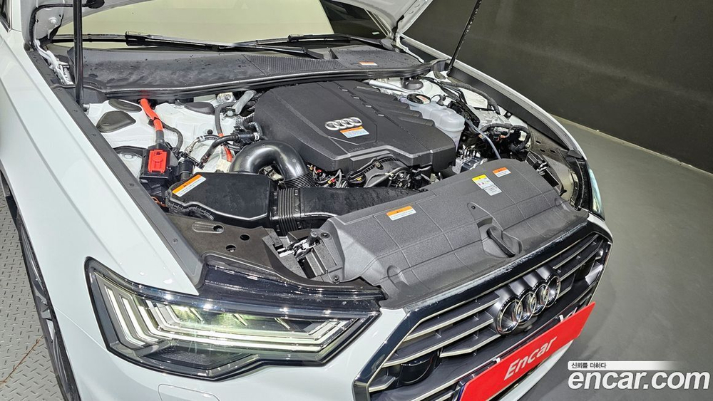 Audi A6 (C8) 45 TFSI Premium (08.2023)