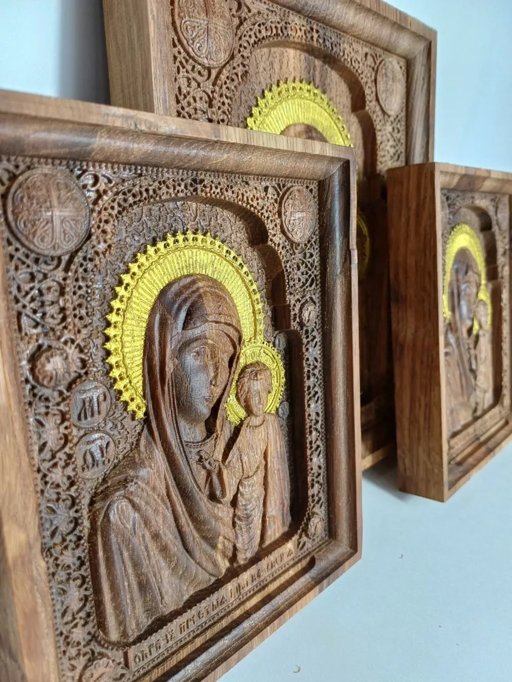 Освященная Икона Казанской Божией Матери 14х16.5см дуб - КПм