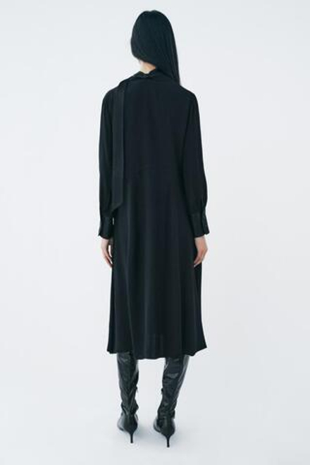 ZARA ПЛАТЬЕ С КОНТРАСТНЫМ БАНТОМ — ZW COLLECTION, ЧЕРНЫЙ