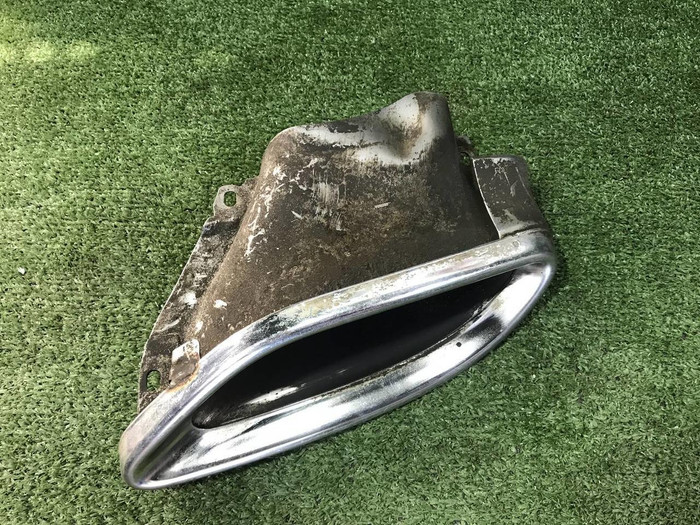 Насадка глушителя левая Mercedes CLA w117 (2016-2019)