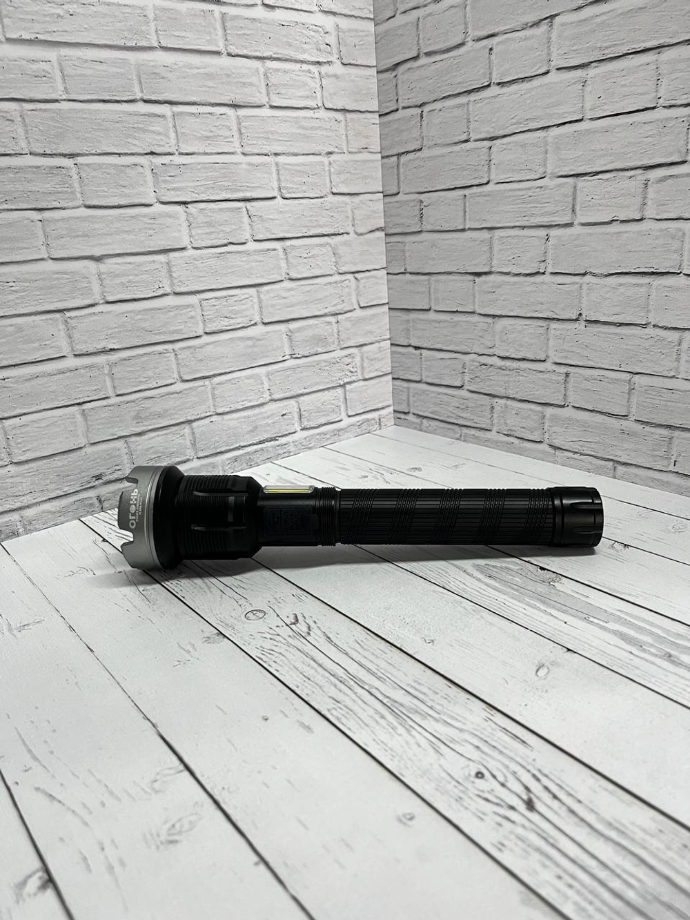 Светодиодный ручной фонарь Н-846-Р120