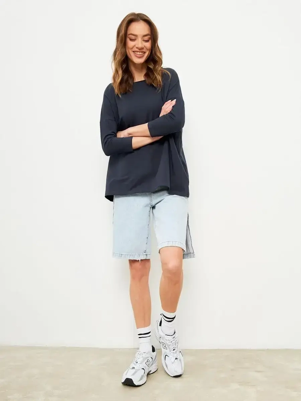 Лонгслив оверсайз с рукавом 3/4