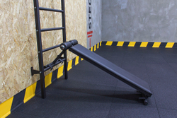 Скамья для пресса на шведскую стенку