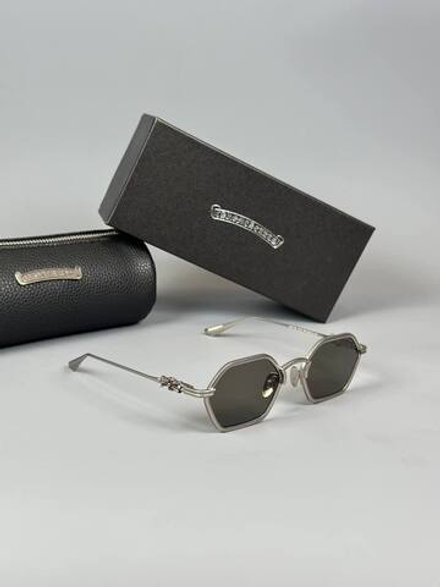 Солнцезащитные очки Chrome Hearts