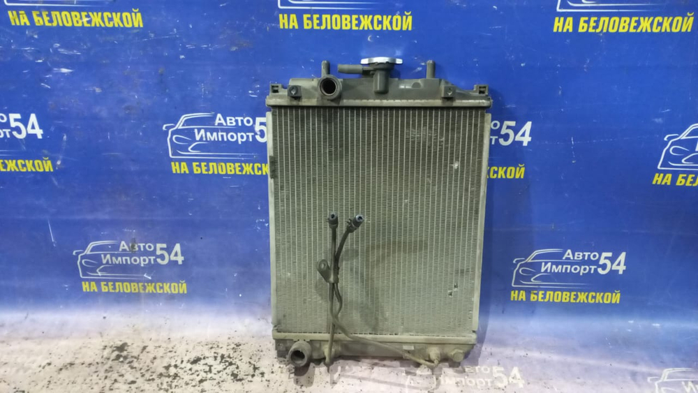 Радиатор двигателя TOYOTA DUET 1998-2001