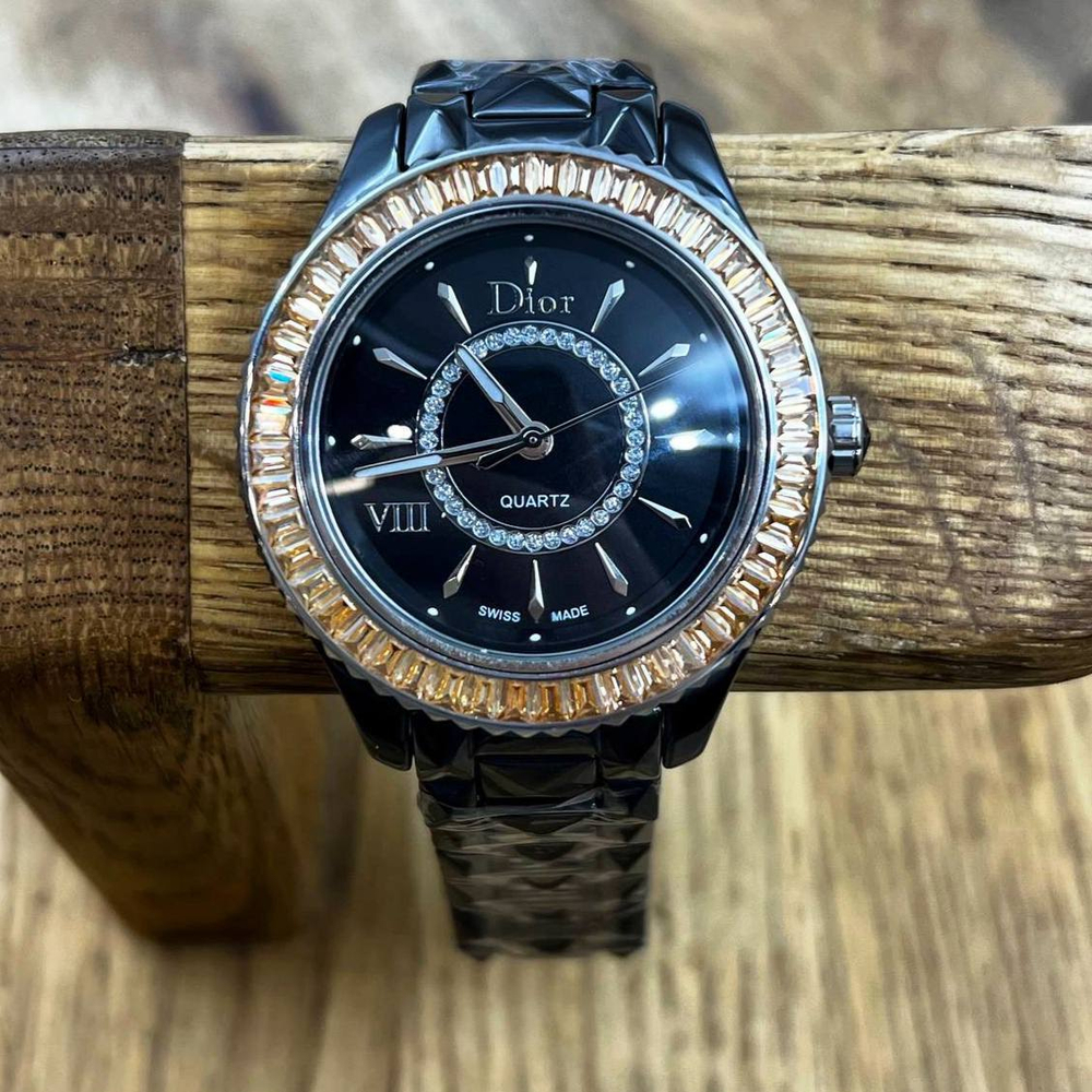 Часы Dior