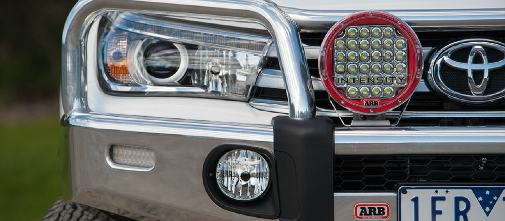 Алюминиевый передний бампер ARB для Toyota Hilux Revo с 2015 года