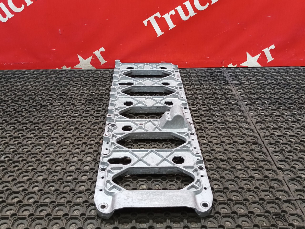 Плита двигателя 2020г