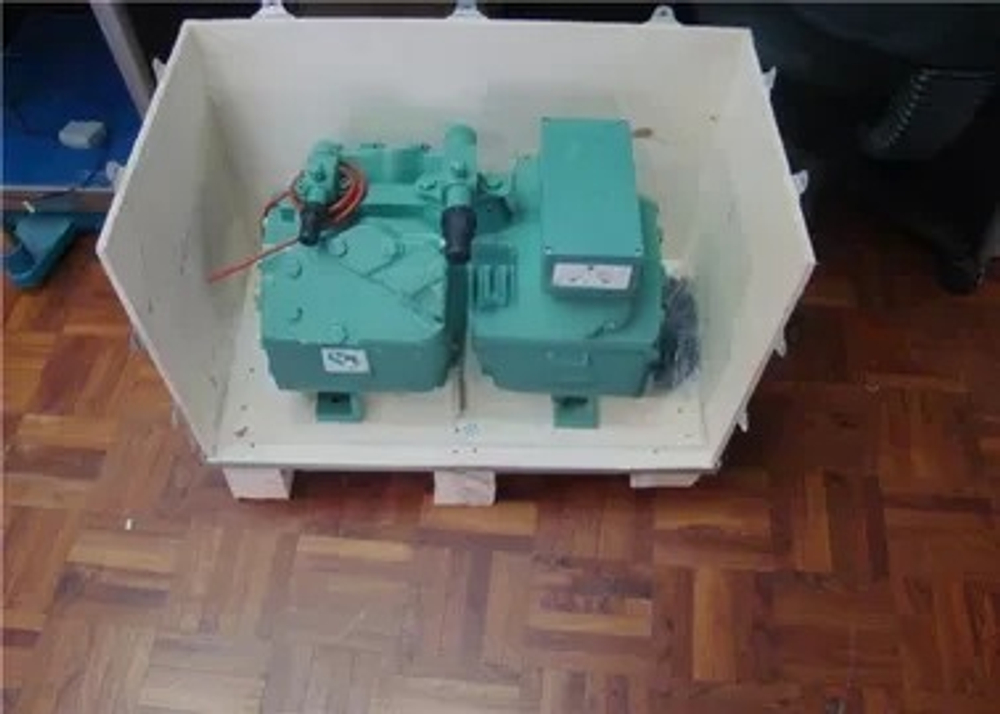 Полугерметичный поршневой компрессор BITZER Ecoline 4GE-23
