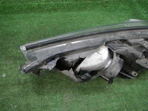 Фара правая Toyota Highlander 3 U50 (2016-2019) галоген