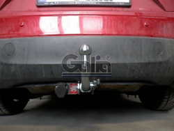 Фаркоп оцинкованный Galia M132A для Mazda 3 хетчбек 2014-(паспорт и сертификат в комплекте)(без электрики)