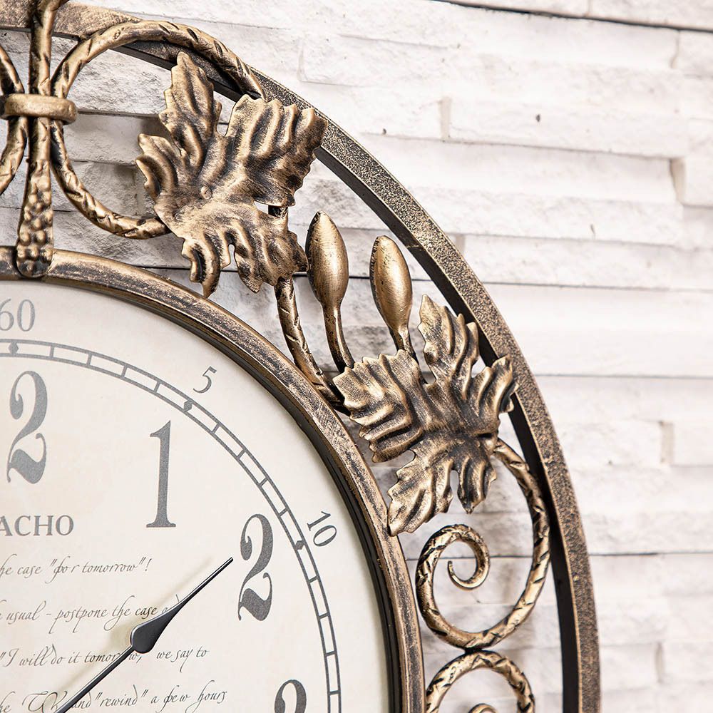 Часы настенные Первое свидание Амбер