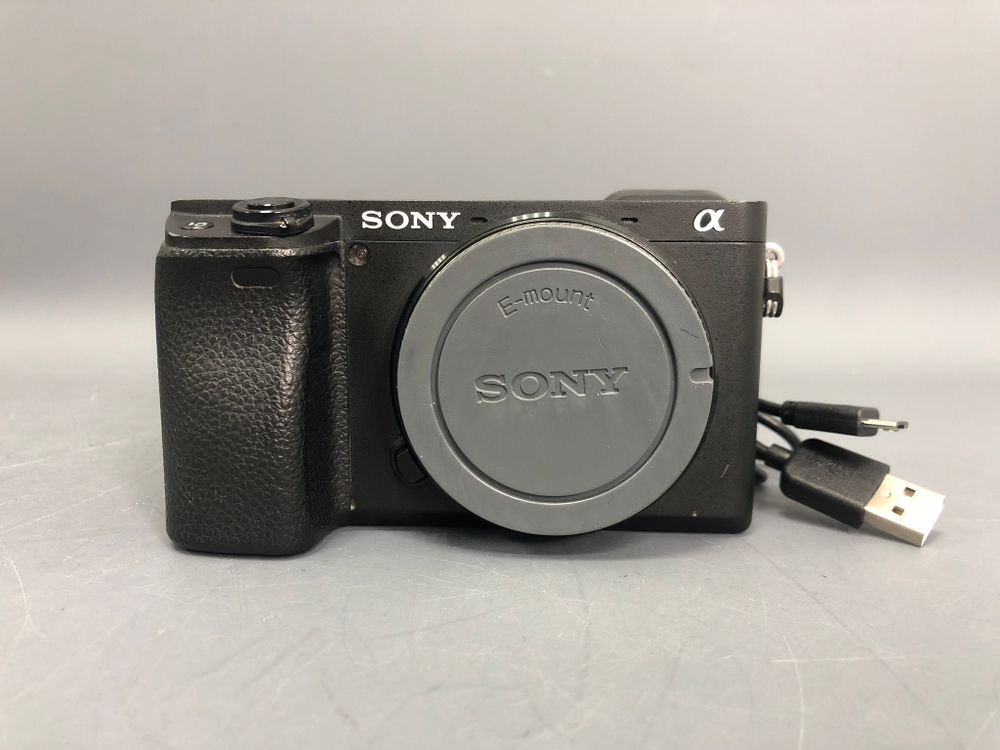 Sony A6400 Body 12.000 кадров