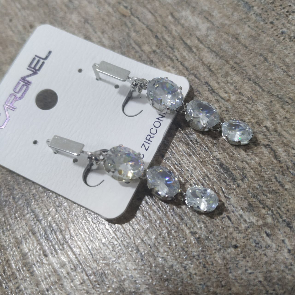 Серьги на англ.заст (квадрат) Cubic Zirconia подвеска 3 овала на уменьшение цвет прозрачный металл серебристый