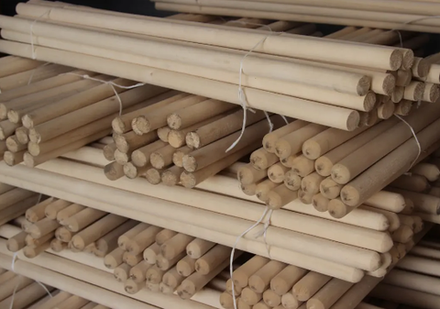 Черенок для грабель D32 1500мм высший сорт