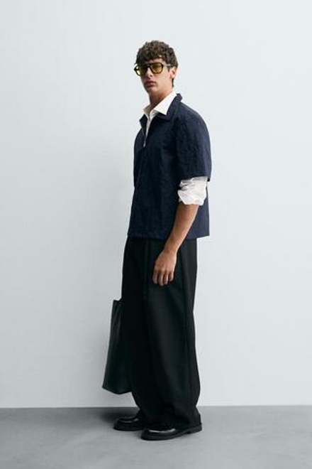 ZARА РУБАШКА С ЭФФЕКТОМ ПОМЯТОСТИ НА МОЛНИИ, МОРСКОЙ СИНИЙ