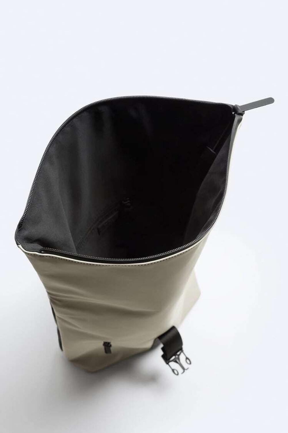 ZARA ПРОРЕЗИНЕННЫЙ РЮКЗАК С КЛАПАНОМ, ЭКРЮ