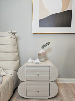 Ваза Flowing white vase B