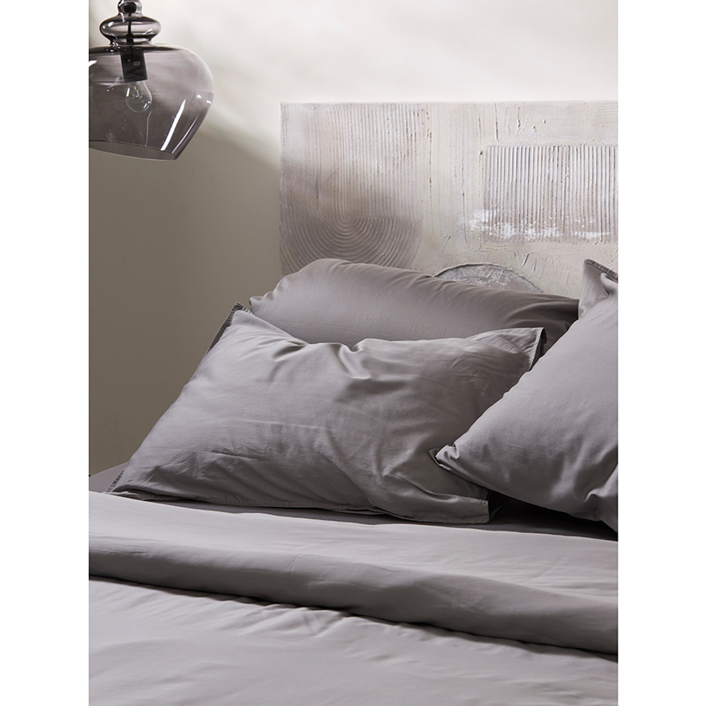 Комплект постельного белья из премиального сатина серого цвета из коллекции essential, 200х220 см
