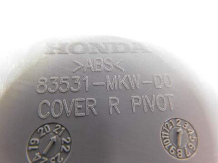 Пластик боковой правый Honda NC750X RH09 83531-MKW-D0