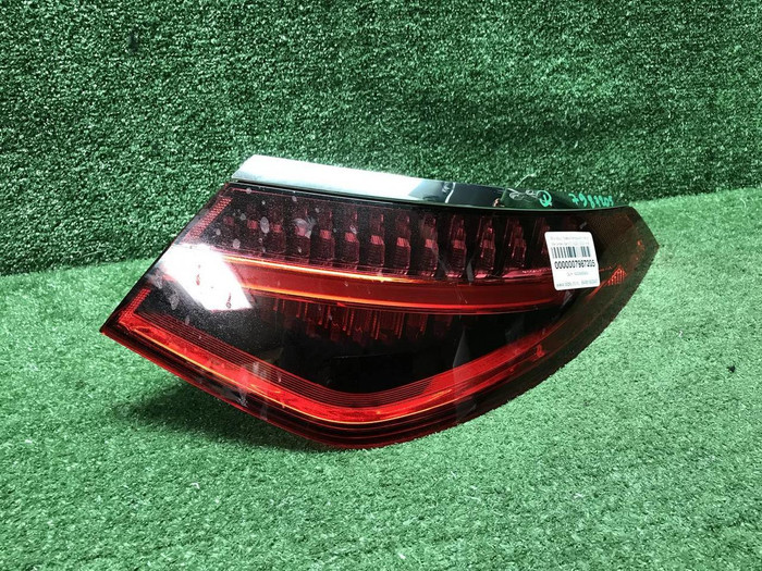 Фонарь правый внешний Mercedes S W223 (2020-н.в.)