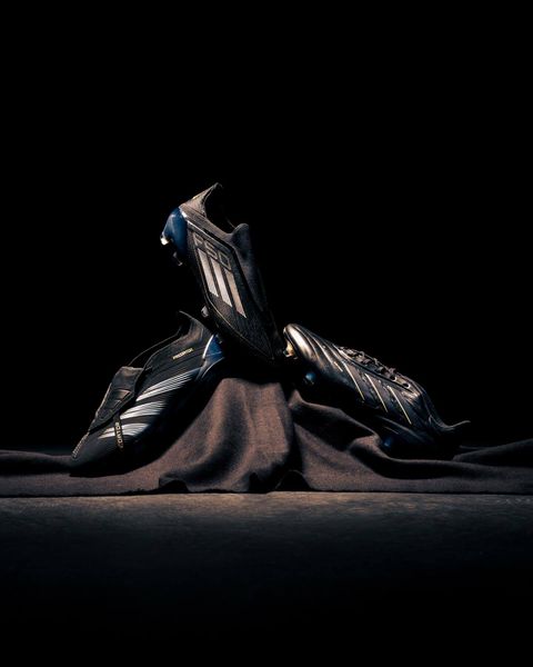 Коллекция adidas Dark Spark - доступна для заказа