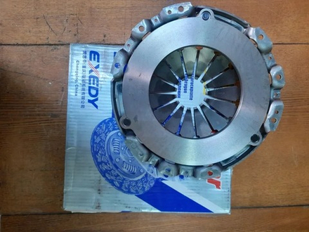 ДИСК СЦЕПЛЕНИЯ (Exedy) НАЖИМНОЙ GW HOVER H5 ДИЗЕЛЬ1600100ED01A