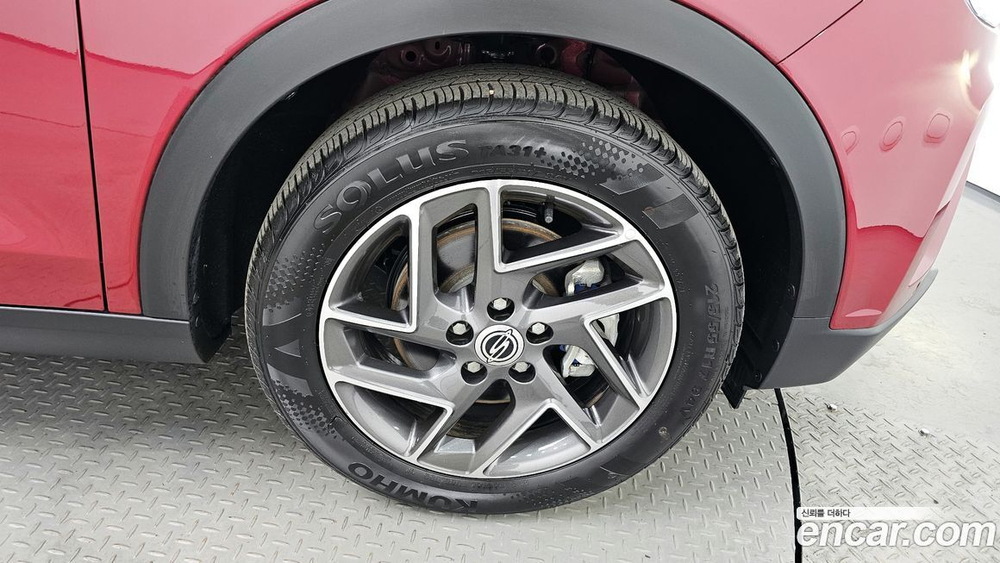 KG Mobility (Ssangyong) Very New Tivoli Бензин 1.5 2WD (06.2022)