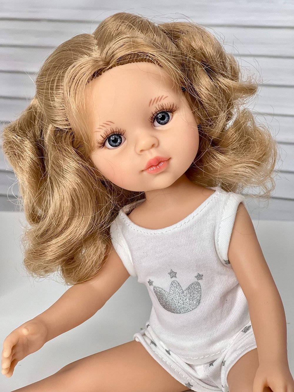 Кукла для девочки Paola Reina 32см Карла в пижаме
