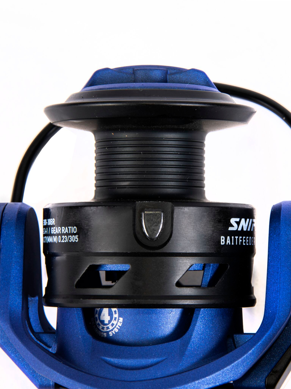 Катушка Salmo Sniper BAITFEEDER 4 4000FD