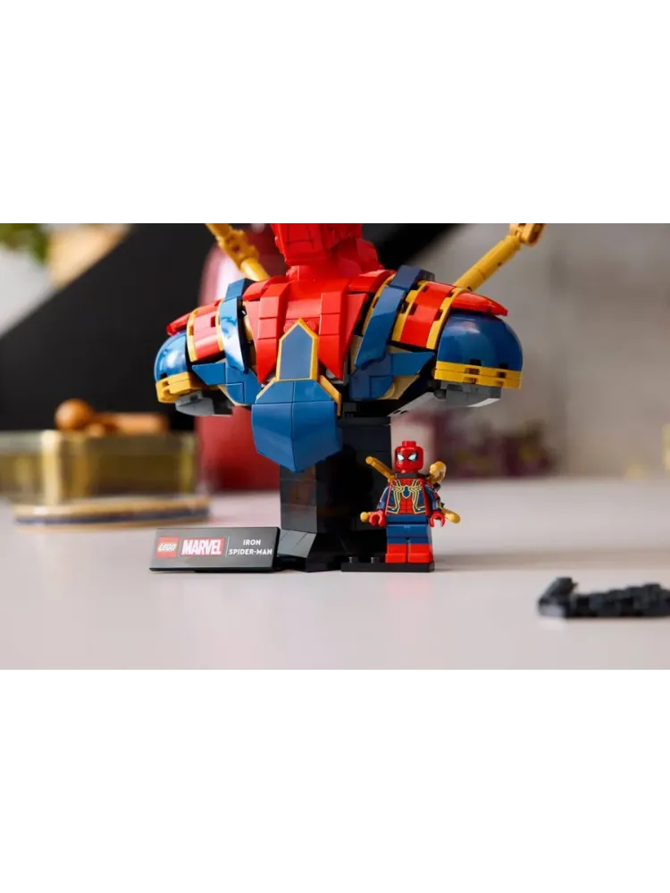 Конструктор Marvel 76326 Бюст Железного Человека-паука