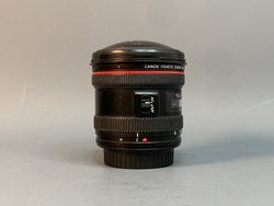 Canon EF 8-15mm f/4L Fisheye USM