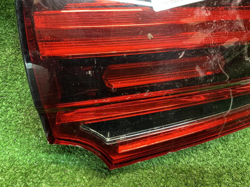 Фонарь левый внутренний Porsche Cayenne 958 14-18