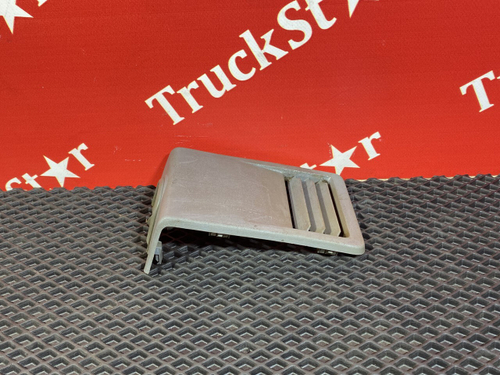 Дефлектор обдува салона 2016г.