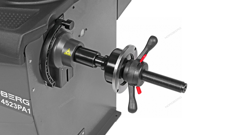 Станок балансировочный автомат с дисплеем, серый NORDBERG 4523PA1(G)