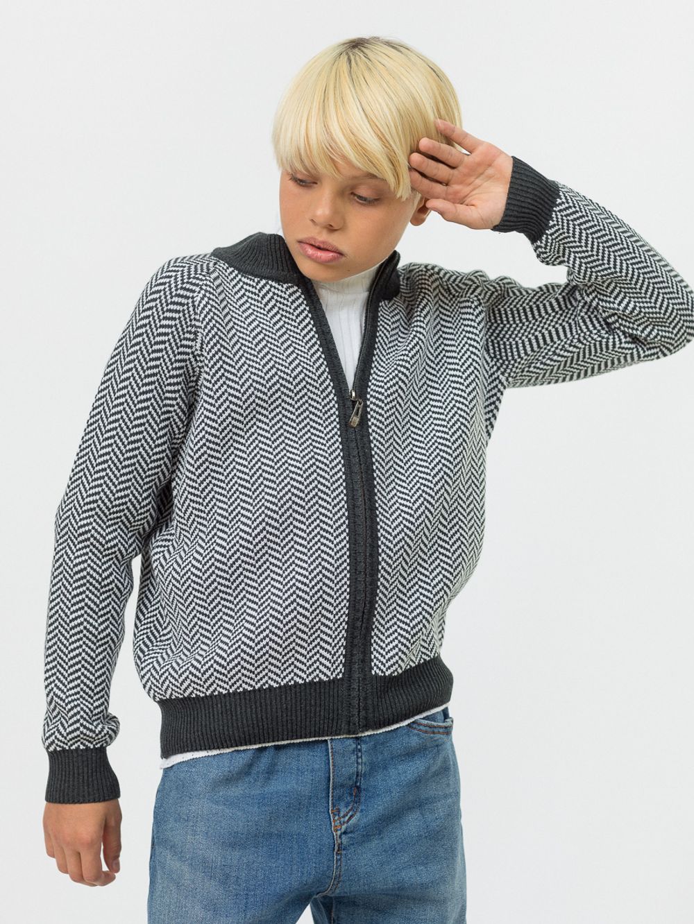 Кардиган для мальчика на молнии AT725 серо-молочный